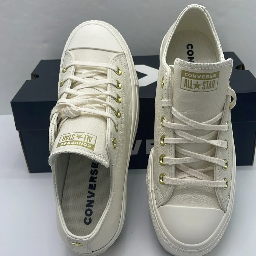 Converse WMNS Platform Sneakers A12765C
CTAS LIFT OX
EGRET/EGRET/GOLD - Picture 12 of 16
